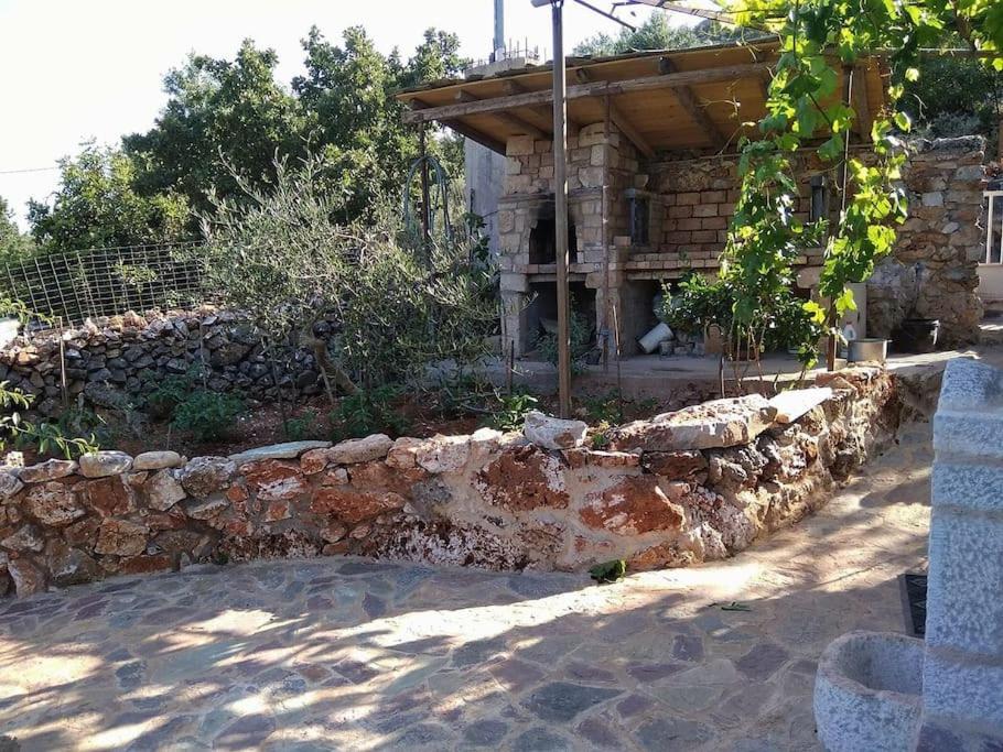 Láyia Find Your Peace In A Traditional Country House!! מראה חיצוני תמונה