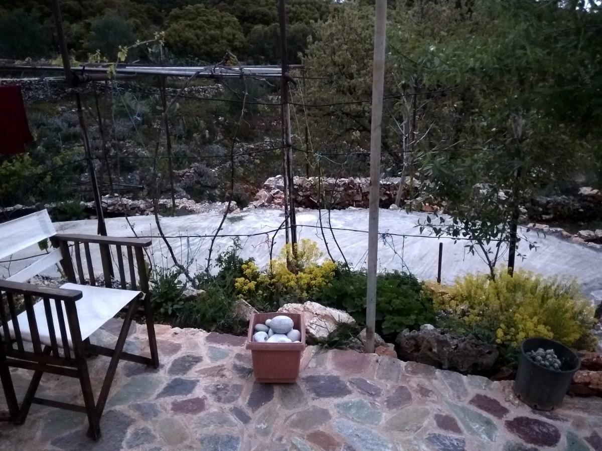 Láyia Find Your Peace In A Traditional Country House!! מראה חיצוני תמונה