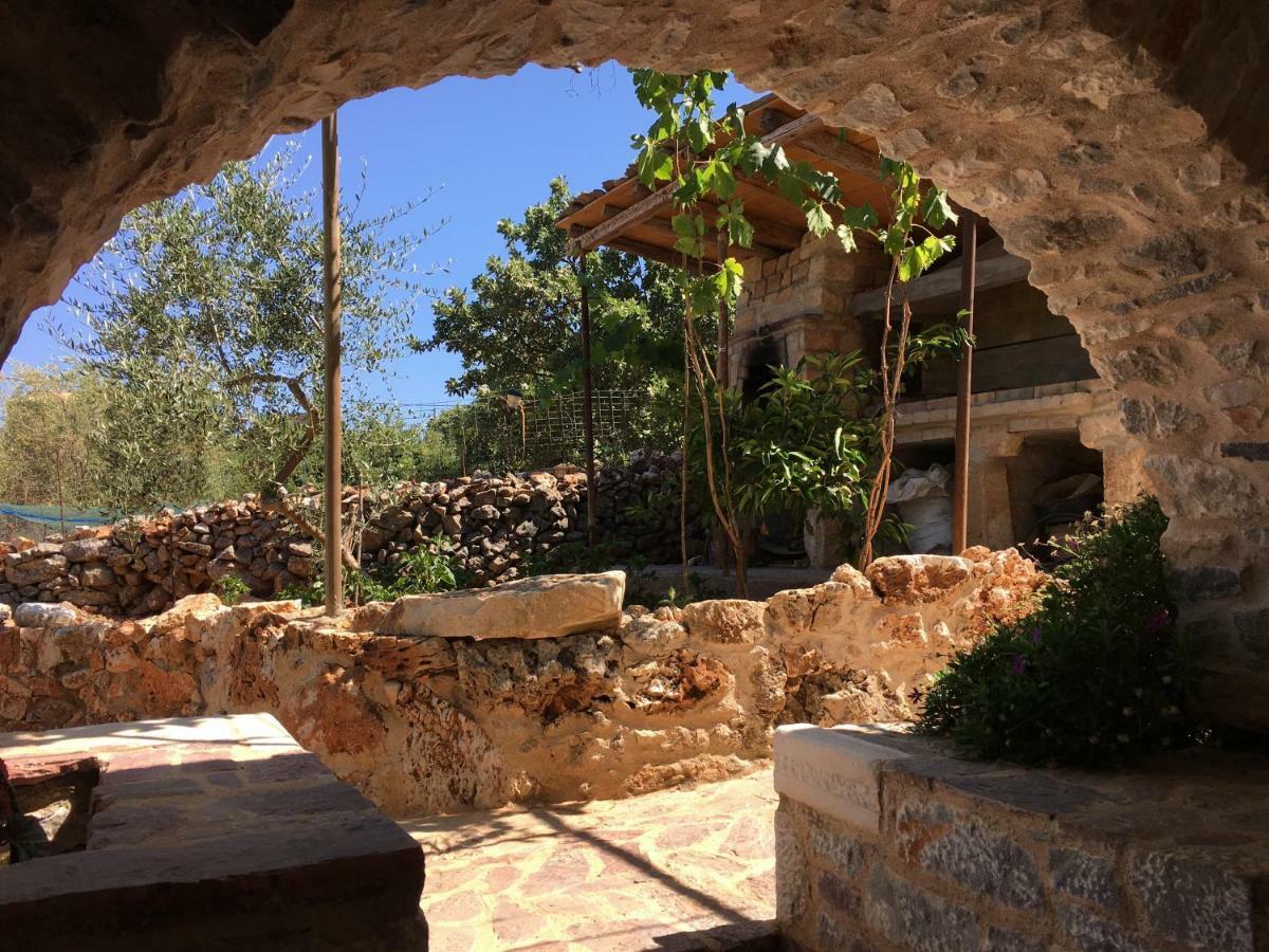 Láyia Find Your Peace In A Traditional Country House!! מראה חיצוני תמונה